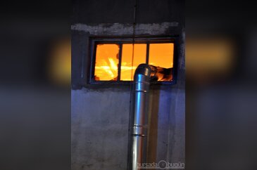 İnegöl'de korkutan fabrika yangını