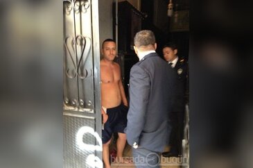 Survivor Taner yarı çıplak gözaltında!