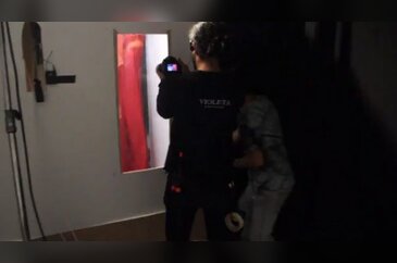 Soyunma kabininde şok