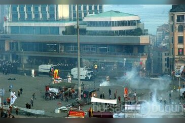 Taksim alev alev
