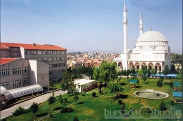 Bursa İlahiyat Fakültesi Camii