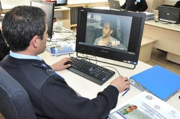 Dizi hastası polisler