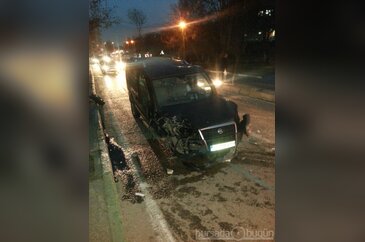 Bursa'da takla atan araçtan sağ çıktılar 