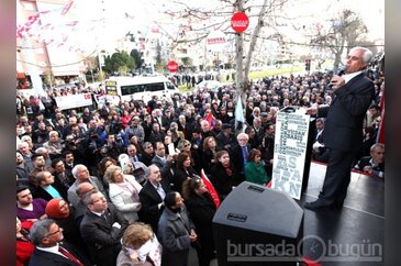Bozbey'den miting gibi seçim bürosu açılışı