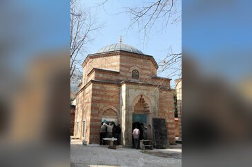  Altepe, Şehzade Mustafa'nın kabrinde dua etti