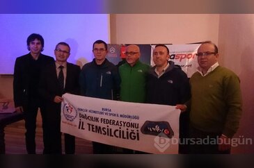 Peak Lenin'e Türk bayrağını diken Bursalılara ödül
