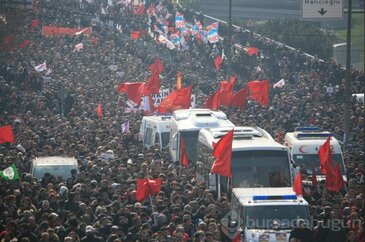 Berkin son yolculuğuna uğurlandı