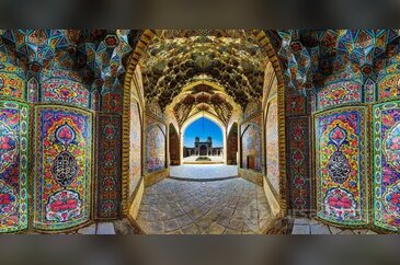 Gün doğumuyla hayat bulan cami