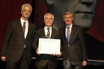 Başkan Bozbey mazbatayı aldı 