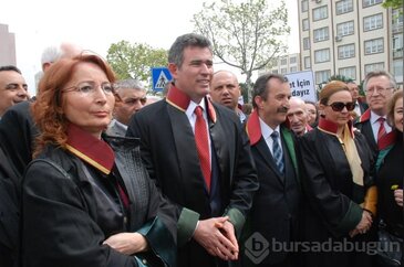 Metin Feyzioğlu Avukatlar Günü'nde Bursa'da