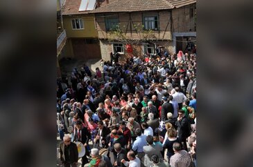 Bursa'da köy düğünü