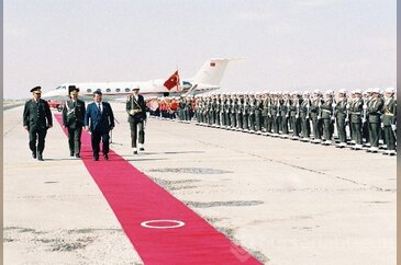 Turgut Özal'dan kareler