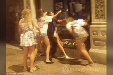 Evsiz adam sarhoş kızların eline düşerse...