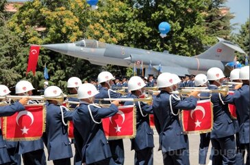 Işıklar Askeri Hava Lisesi'nde duygu dolu anlar...