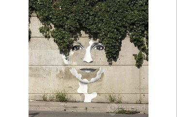 Sokakta Sanat Var!