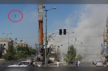 Gazze'ye bombanın düştüğü an görüntülendi