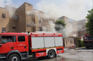 Bursa'da tekstil fabrikasında patlama! Yaralılar var...