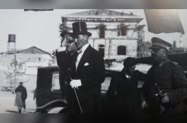 Atatürk'ün ilk kez yayınlanan fotoğrafları