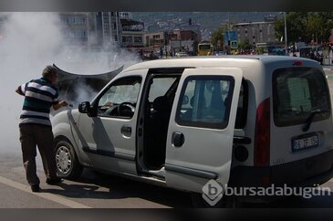 Bursa'da seyir halindeki araç yandı! 