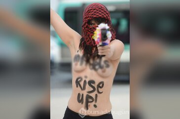 Femen'den ışid protestosu!