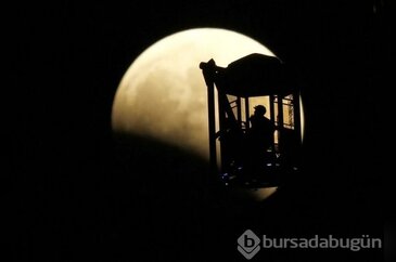 Kanlı Ay tutulması büyüledi