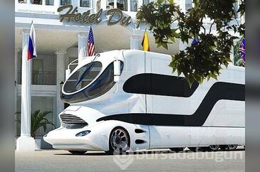 Bu karavanın içide dışıda dudak uçuklatıyor!