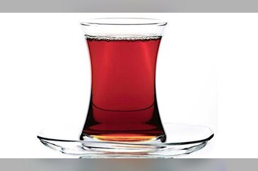Kemikler için siyah çay için