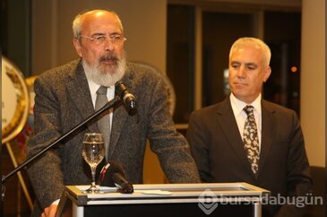 Labirentini ören şair Enis Batur Nilüfer'de