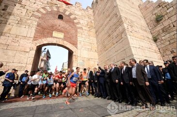 Bursa'da Tarihi Kent Koşusu Coşkusu

