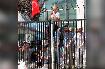 Reno direniyor!