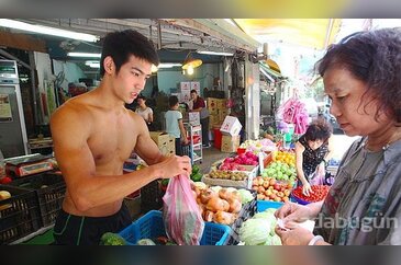 Dünyanın en yakışıklı manavı