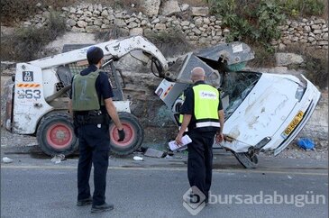 Aracını İsrail askerlerinin üzerine sürdü