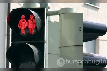 Trafik ışıklarında eşcinsel figürler