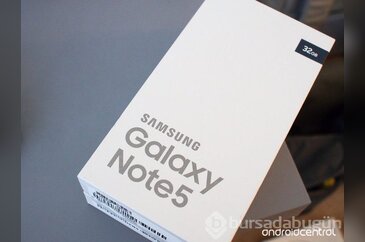 Samsung'dan iki bonba birden!