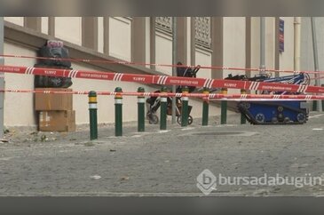 Bursa'da tarihi belediye binası önünde bomba paniği	