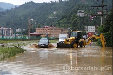 Rize'de şiddetli yağış