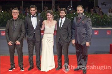 'Abluka'nın oyuncuları Venedik'te kırmızı halıda