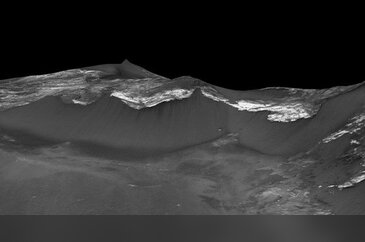 Mars'ta buzuldan sonra tuzlu su bulundu