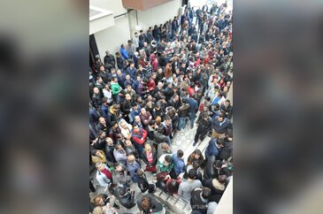 600 kişilik işe 3 bin kişi başvurdu, kuyruk sokağa taştı