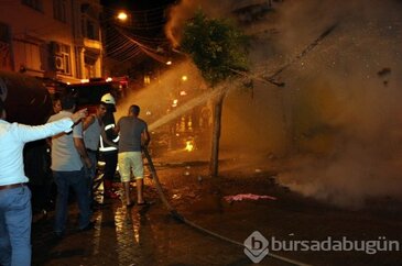 Alanya'da turistik çarşıda yangın!