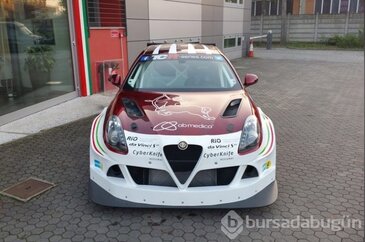 Alfa Romeo yarışa hazır
