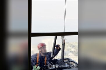 Gökdelenlerde "tehlikeli mesai"