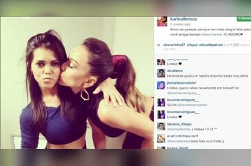 Cüce manken erotik pozlarıyla fenomen oldu!