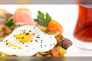 Kahvaltıda yumurtanın yanında çay tüketmeyin