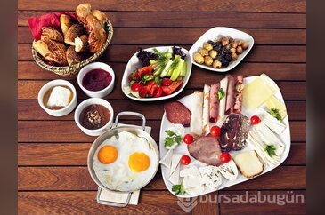 Mükemmel bir cilt için bunları tüketin!