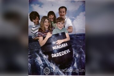 Garip aile fotoğrafları