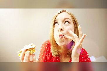 Mideniz değil, duygularınız aç olabilir!