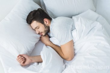 Kaç saat uyumalıyız? Sağlıklı bir beyin için 8 saat uyku şart mı?