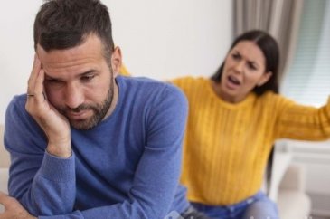 İlişkinizi kötü etkileyebilecek 8 toksik ifade!