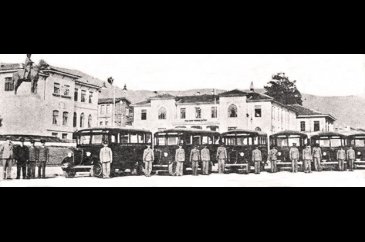 Bursa'nın hatıralarla dolu garajı!